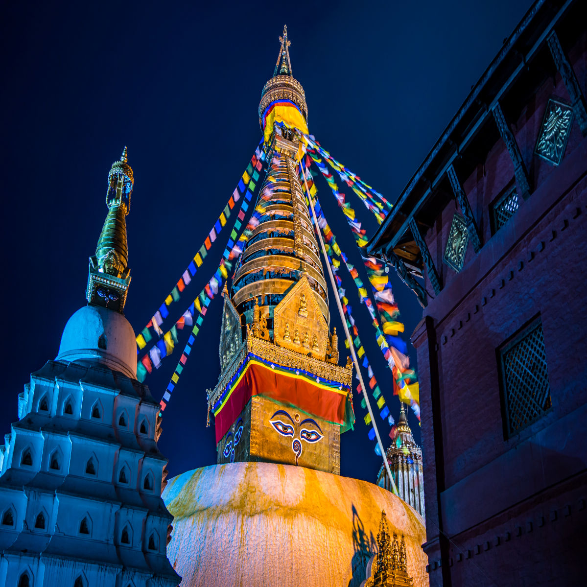 A Guide to the Cultural and Historical Attractions of Kathmandu, Bhaktapur, and Patan